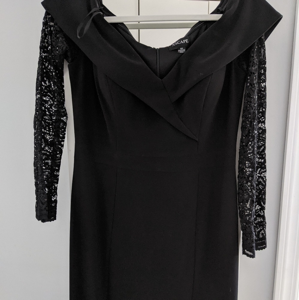 Xscape gown - Picture 3 of 3